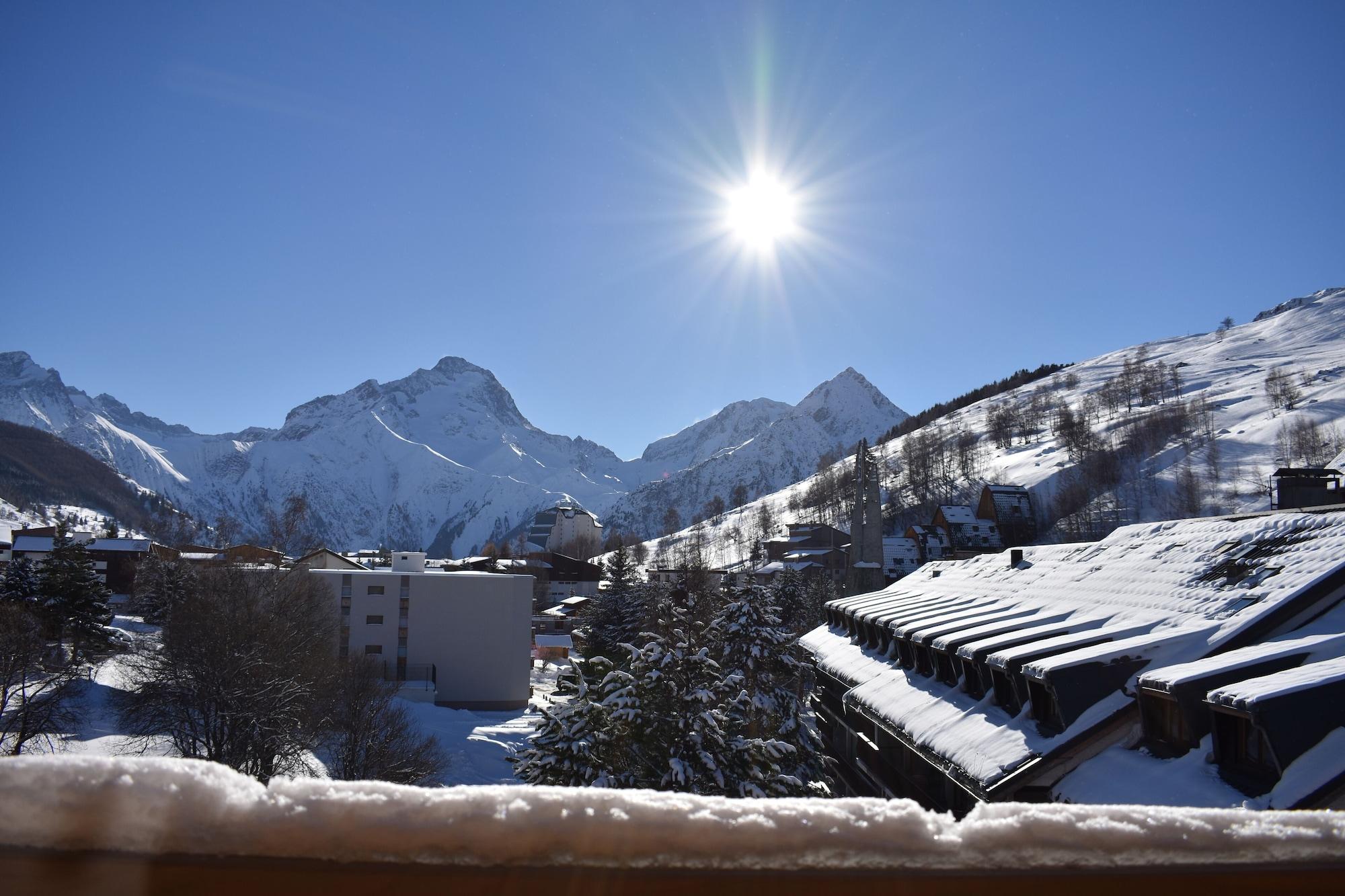 The People - Les 2 Alpes Hotel เลส์เดอซาลป์ ภายนอก รูปภาพ