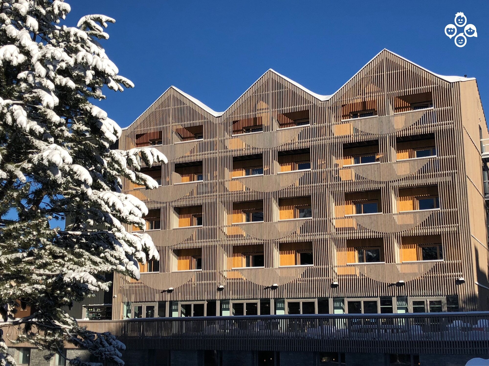 The People - Les 2 Alpes Hotel เลส์เดอซาลป์ ภายนอก รูปภาพ